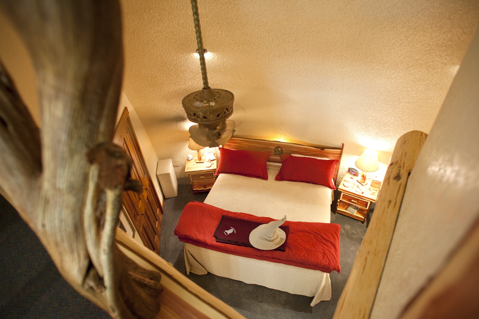 The Shire of Montana Hobbit House - It Could Be Hobbit-Forming